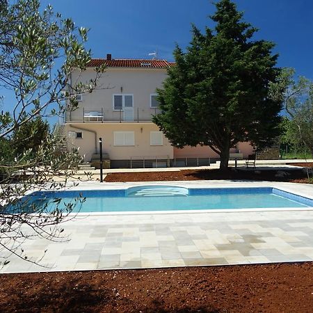 Olive Apartments Ugljan Exterior photo