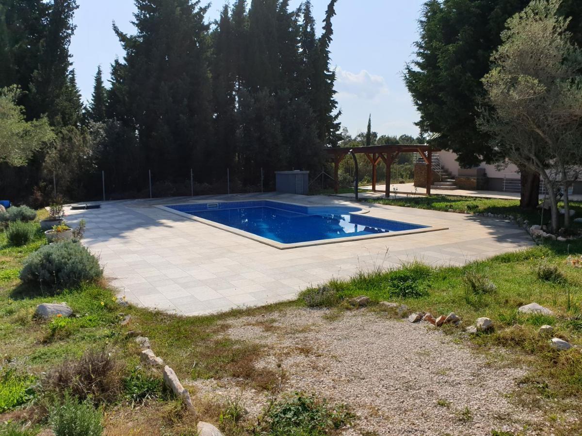 Olive Apartments Ugljan Exterior photo
