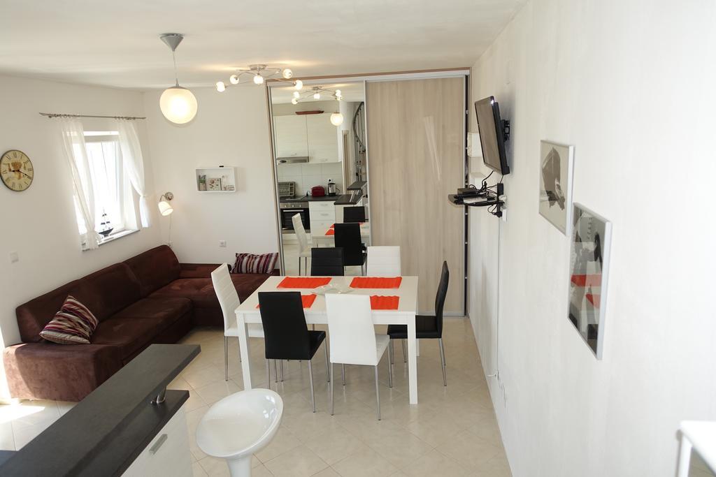 Olive Apartments Ugljan Exterior photo