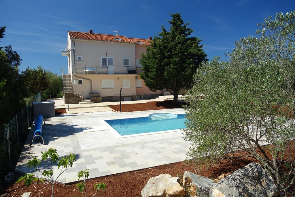 Olive Apartments Ugljan Exterior photo