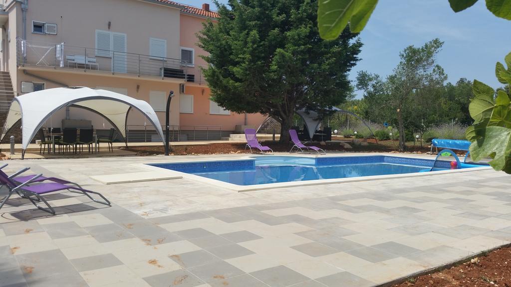 Olive Apartments Ugljan Exterior photo